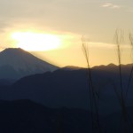 ダイヤモンド富士を見に高尾山に登ってみた